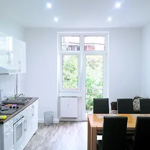 https://goodhouse.dusseldorf-hotel.net