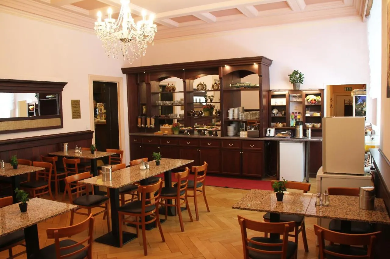 ***  Hotel Aster An Der Messe Berlin Almanya